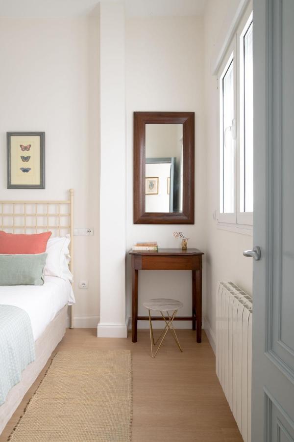 Plaza Nueva 2 Bedrooms & 2 Bathrooms Seville Exterior photo
